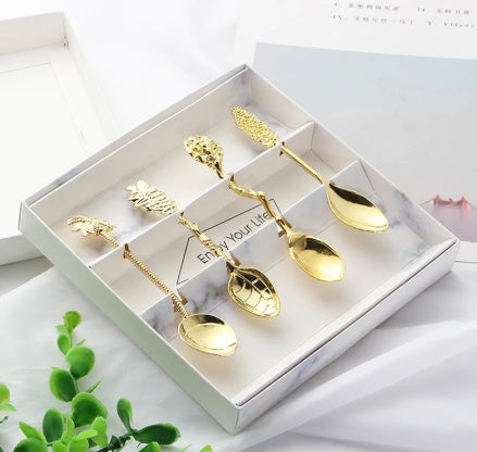 Suzannah's Kitchen 'Enjoy Your Life' Vintage Gold Dessert Spoon Set - 4 Piece
