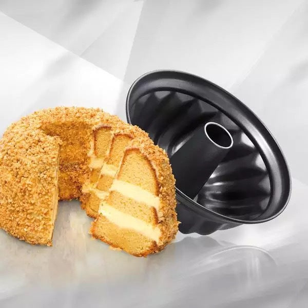 Fluted Carbon Steel Bundt Cake Pan