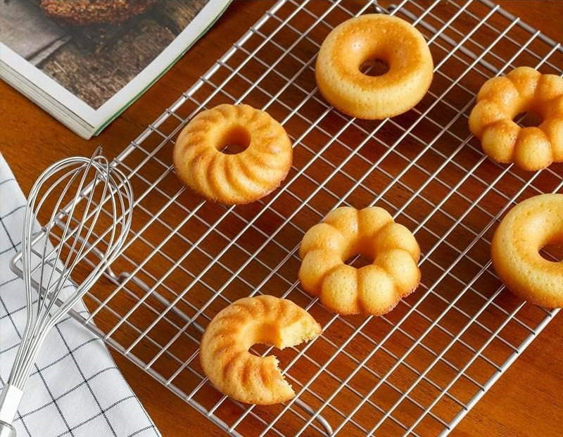 Non-Stick Cooling Racks