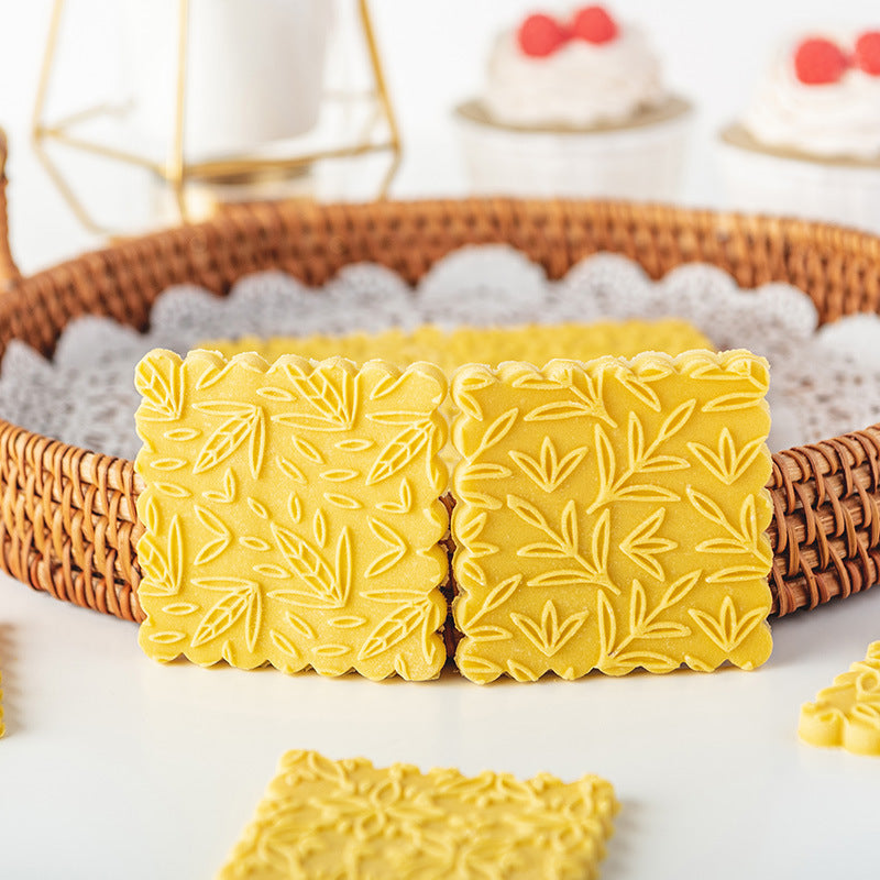 Assorted Leaves Embossed Rolling Pin