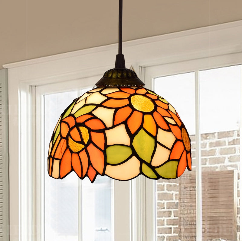 Tiffany Lamp: Stained Glass Pendant Light