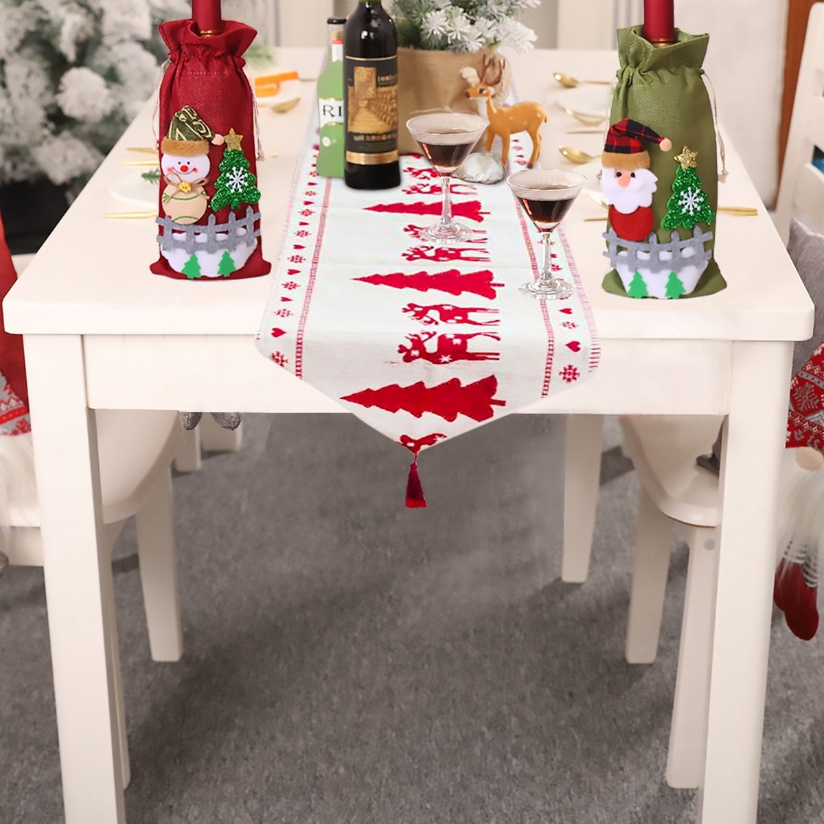 Christmas Linens: Holiday Table Runners