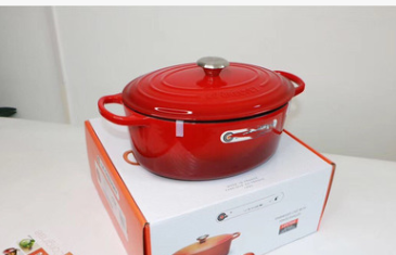 Le Creuset Oval Enameled Cast Iron Dutch Oven