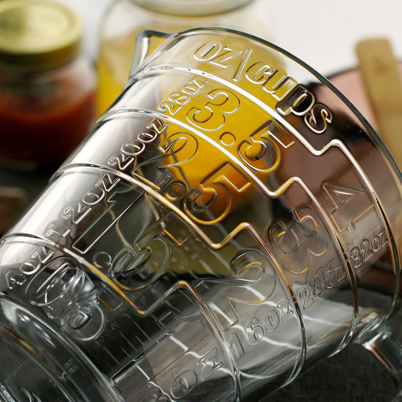 Kitchenware: Glass Embossed  Measuring Cup & Lid