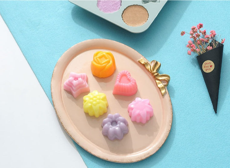 12-Mini-Cake Silicone Mold