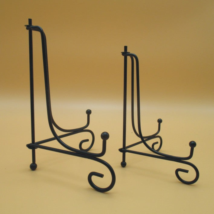 Wrought Iron Plate Stand with Flourishes