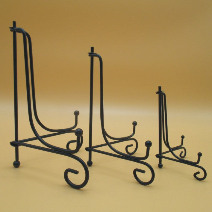 Wrought Iron Plate Stand with Flourishes