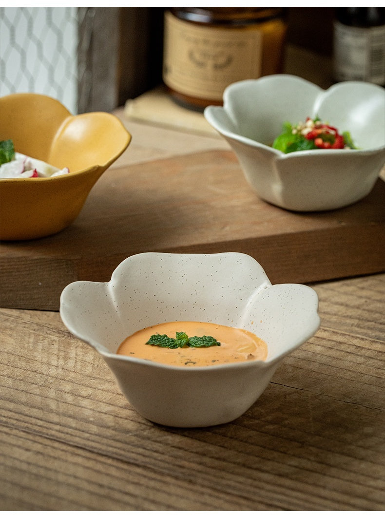 Tableware: Ceramic Flower Petals Bowl