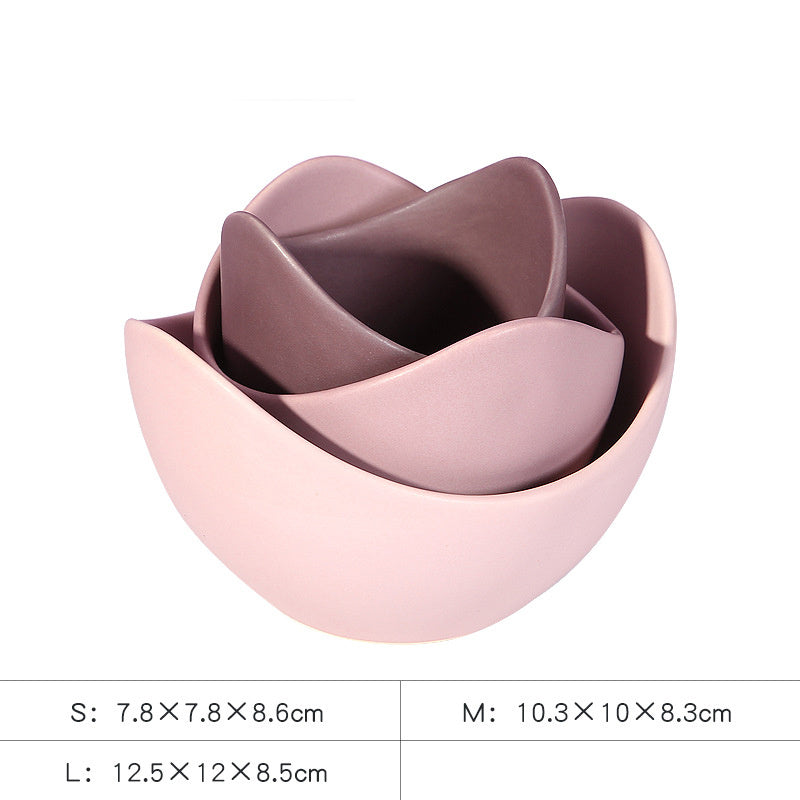 Tableware: Ceramic lotus bowl