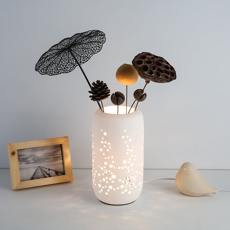 Illuminated Dry Botanicals Table Lamp