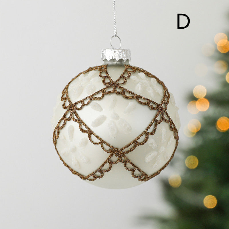 Christmas Tree: Gold Embellished Ornaments