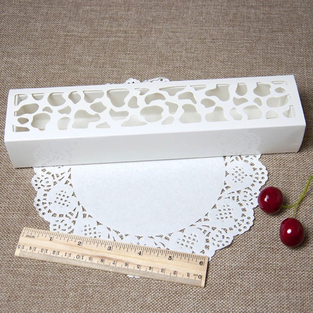 5PC Filigree Macaron Box