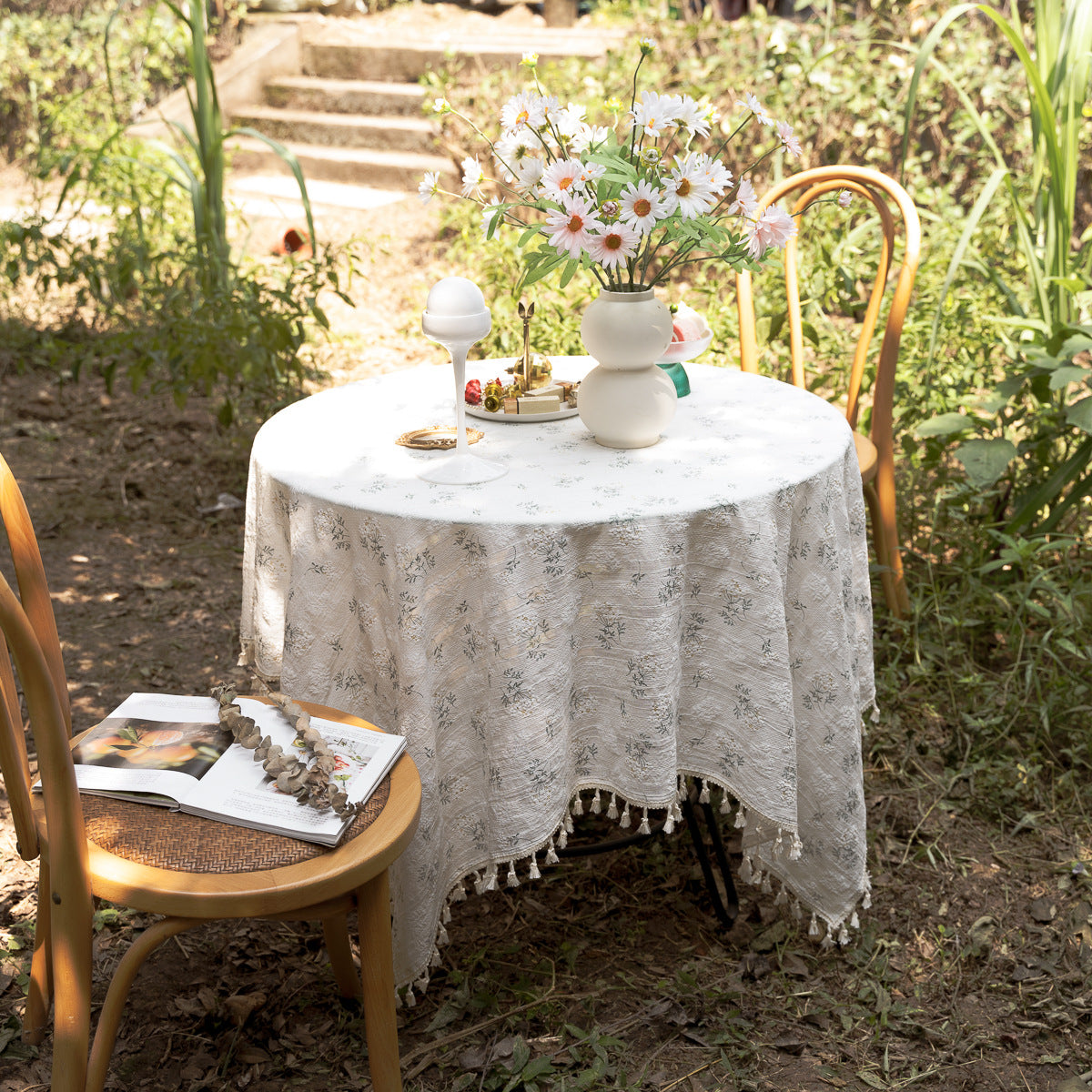 Table Linens: Tablecloth-French Provincial Clove Flower Cotton Linen Tablecloth