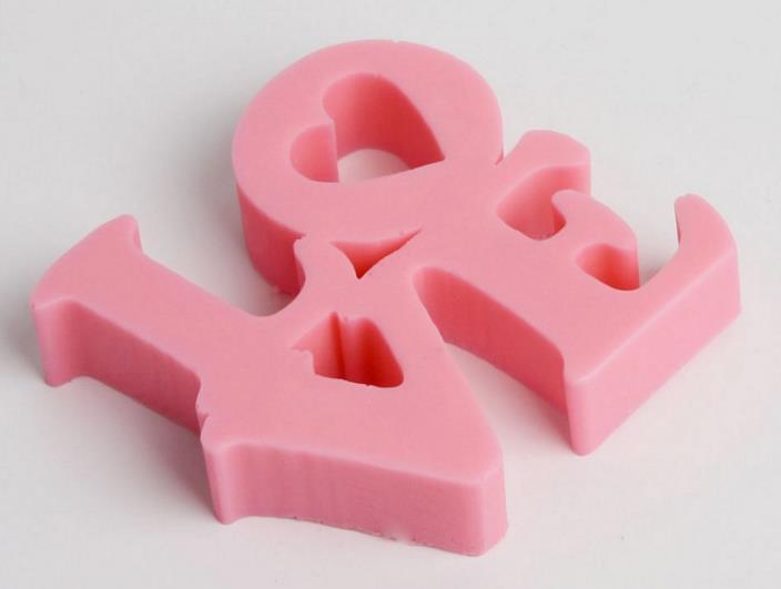 Silicone L-O-V-E Mold