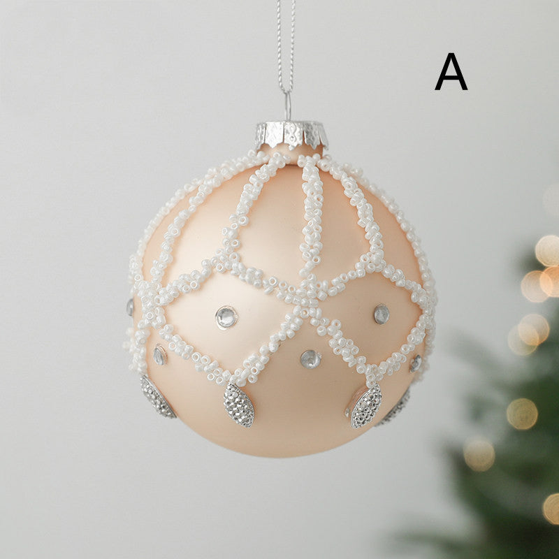 Christmas Tree: Gold Embellished Ornaments