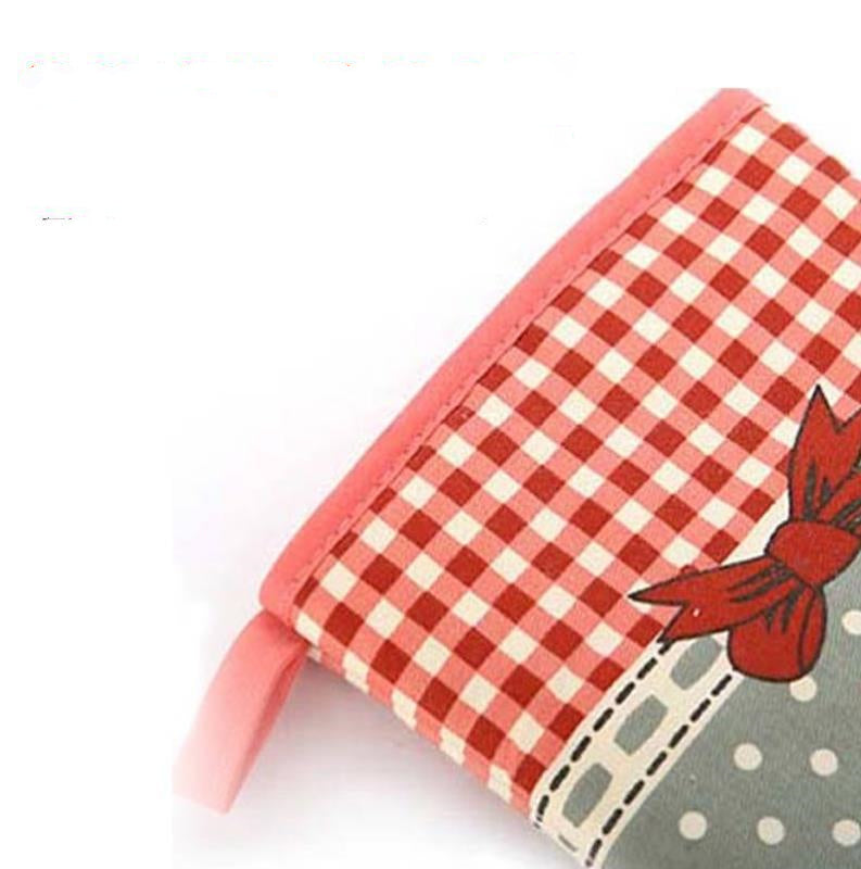 Kitchen Accessories: Oven Mits