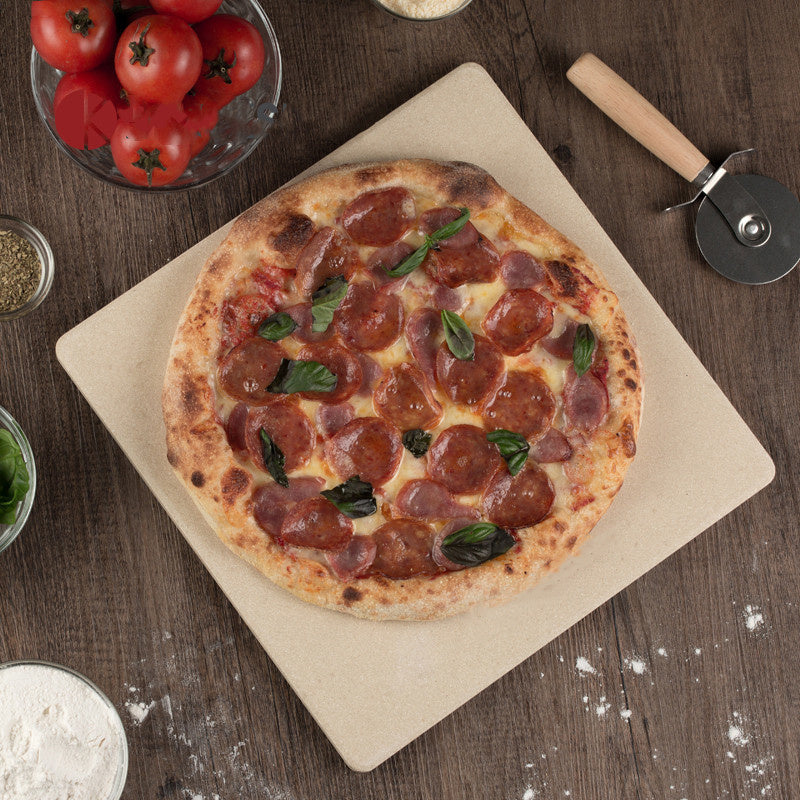 Bakeware: Pizza Baking Stone