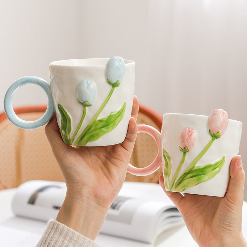 Sculpted Tulip Mug & Spoon