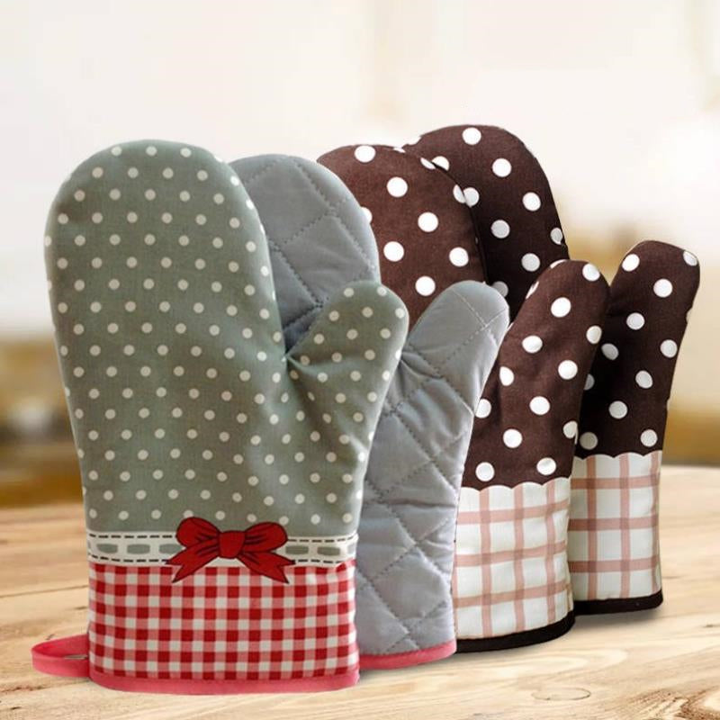 Kitchen Accessories: Oven Mits