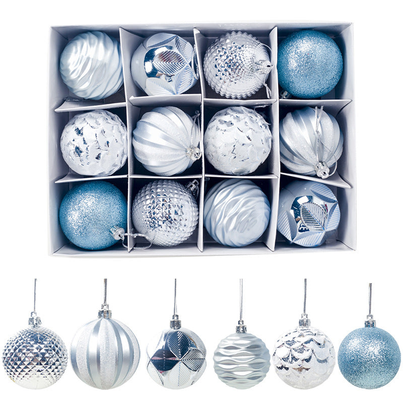 Christmas Tree: Glam Ornaments