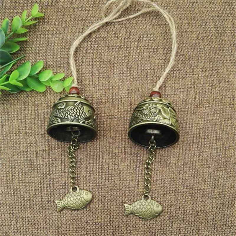 Metal wind chimes
