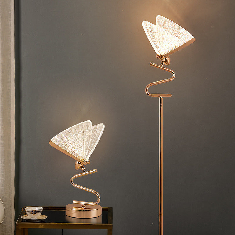 Minimalist Gold Butterfly Lamp