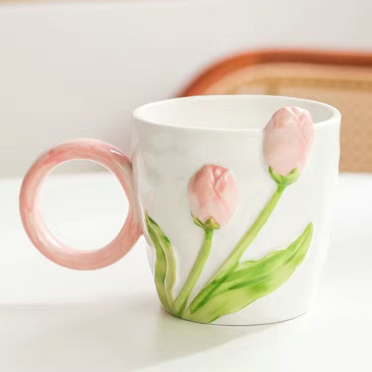 Sculpted Tulip Mug & Spoon