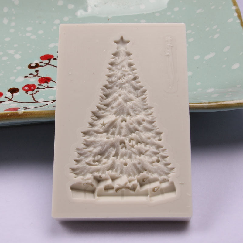 Christmas Baking: Realistic Christmas Tree Fondant Mold