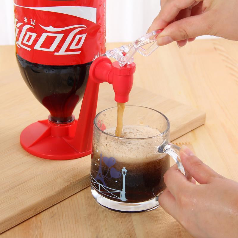 Kitchenware: Plastic-Soda Dispenser