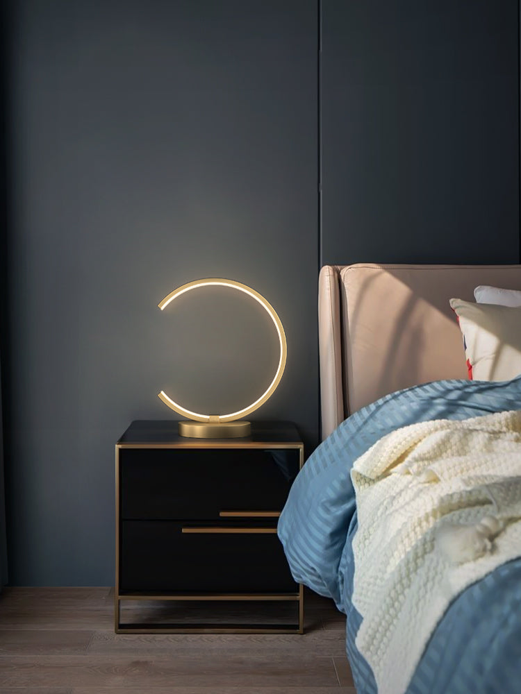 Copper Circle-Broken Circle Table Lamp