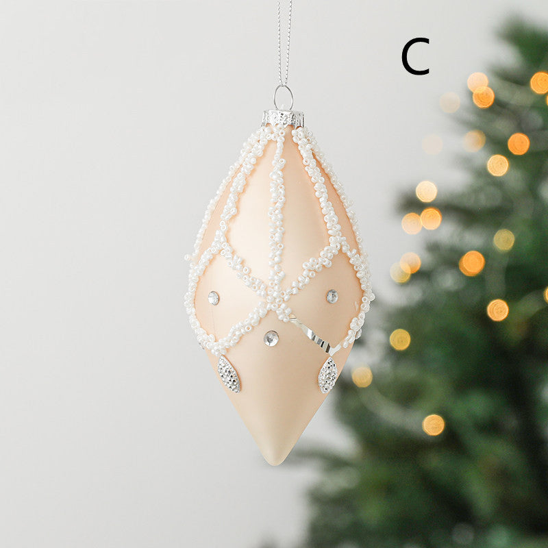 Christmas Tree: Gold Embellished Ornaments