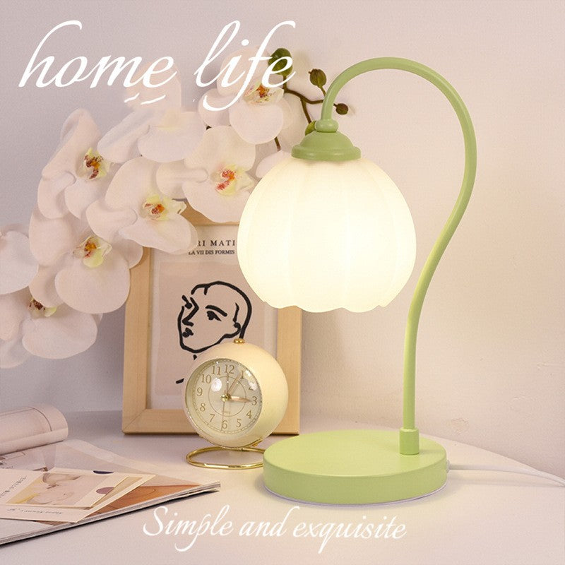 Bell Flower Table Lamp