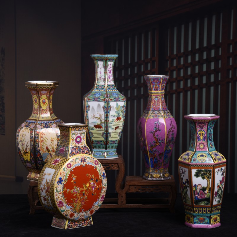Vase-Gold Ceramic Vase