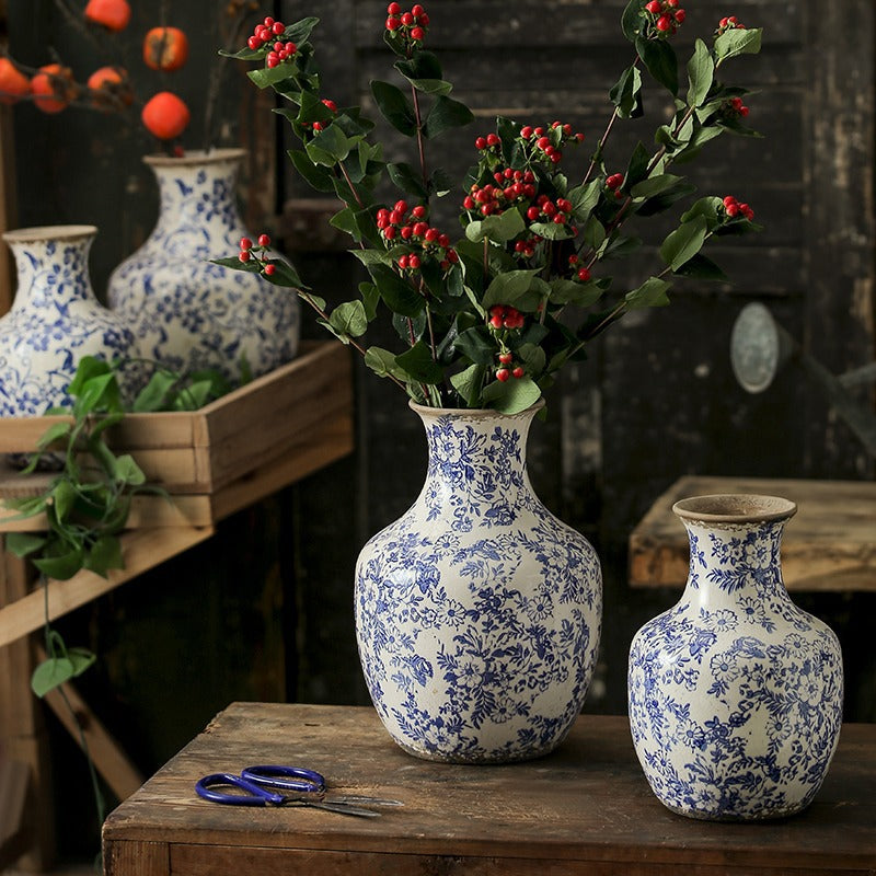 Vase-Classic Chinese Ceramic-Round-Narrow Neck