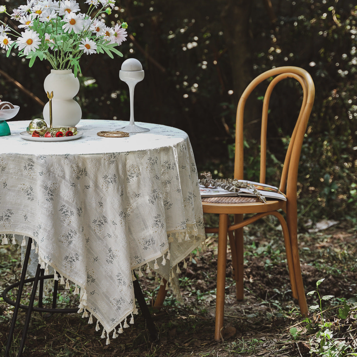 Table Linens: Tablecloth-French Provincial Clove Flower Cotton Linen Tablecloth