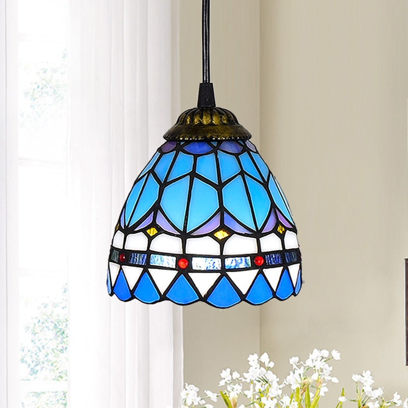 Tiffany Lamp: Stained Glass Pendant Light