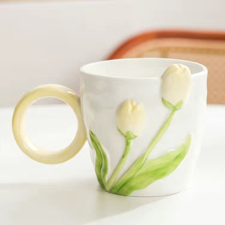 Sculpted Tulip Mug & Spoon