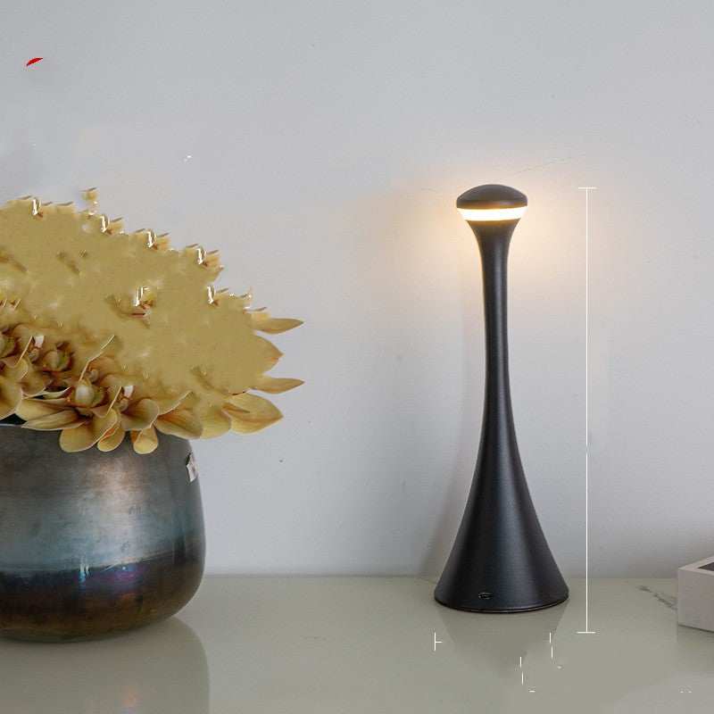 Modern Minimalist Metal Table Lamp