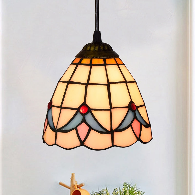 Tiffany Lamp: Stained Glass Pendant Light