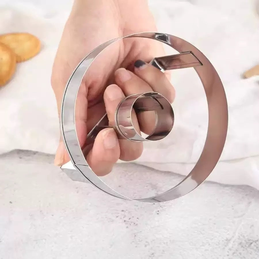Donut-Bagel Pastry Cutter